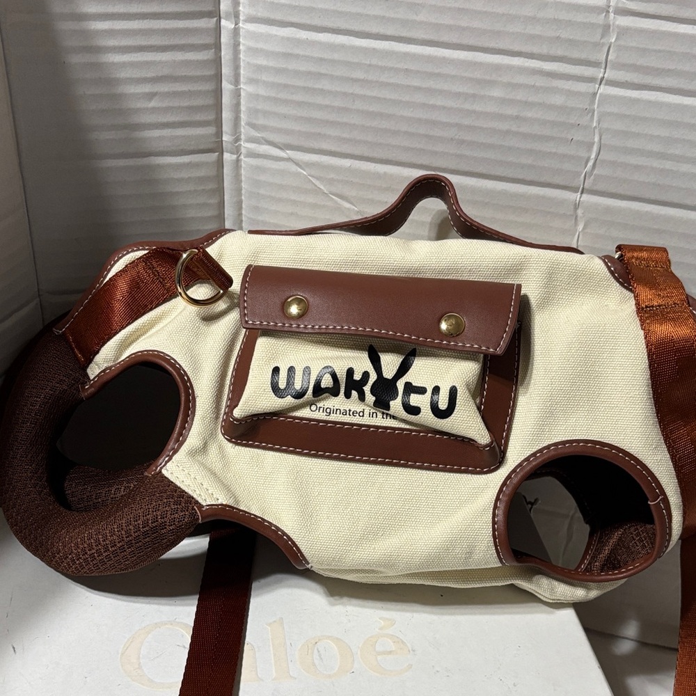 Wakytu pet carrier harness for small dogs and cats. NWOT